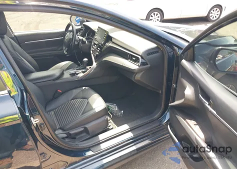 2021 Toyota Camry Se z USA, uszkodzony, nr VIN 4T1S11AK1MU513327